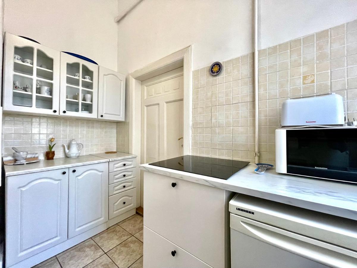 Jolan Suite Budapest Exteriör bild